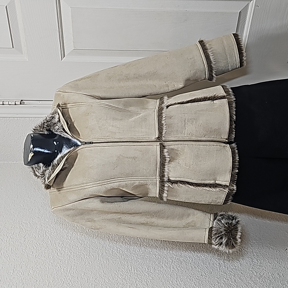 i.e. relaxed Faux Leather and Faux Fur Coat